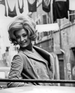 Raffaella Carra.