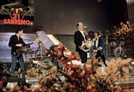 Dire Straits.