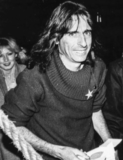 Alice Cooper.
