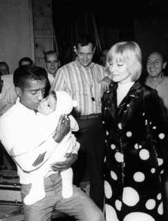 Sammy Davis Jr With His Wife May Britt And Their Son During A Break Of The Film Shooting.