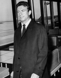 Anthony Franciosa.