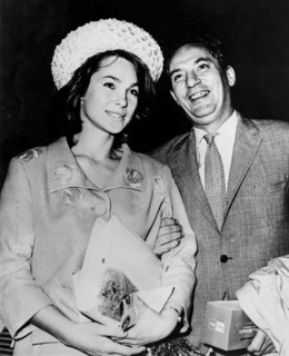 Peter Finch and Shirley Anne Field.