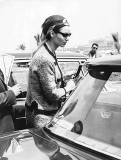 Elsa Martinelli.