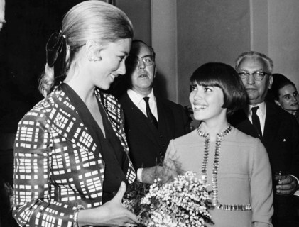 Paola Ruffo Di Calabria and Mireille Mathieu.