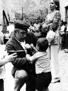 Anthony Quinn With Sons And Wife Jolanda Addolori.