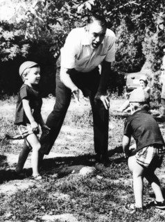 Anthony Quinn With Sons Francesco And Danny.