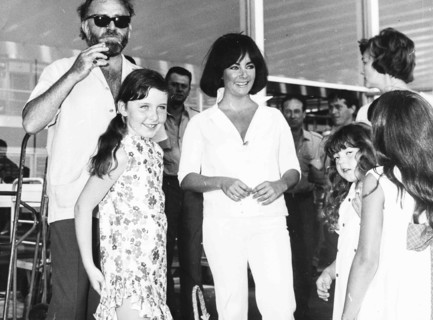 Elizabeth Taylor, Kay Todd and Richard Burton.