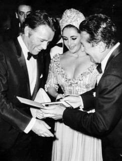 Elizabeth Taylor and Richard Burton.