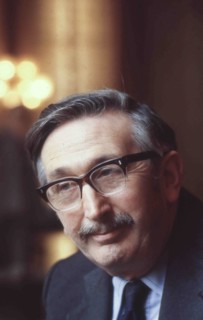 Godfrey Hounsfield.