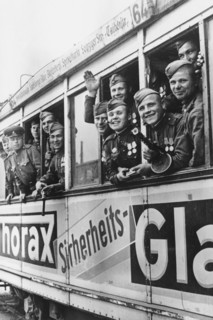 II world war, berlin, russian soldiers to berlin