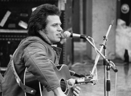 Country joe mcdonald, 1975