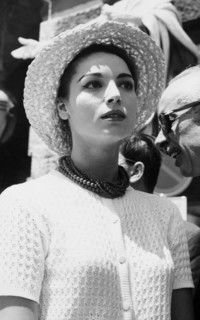 Elsa martinelli, 1960