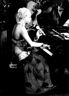 Nina simone, 1977