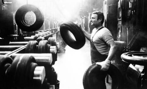Italy, pirelli tire industry, 1975