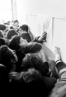 Italy, unemployed young people to placement lists, 70s