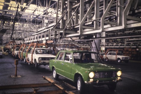 Ussr, togliatti, vaz car industry, 1983