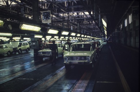 Ussr, togliattigrad, vaz car industry, 80's