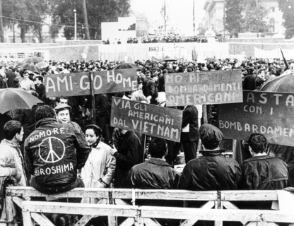 Demonstration against the war in Vietnam, Rome 1968