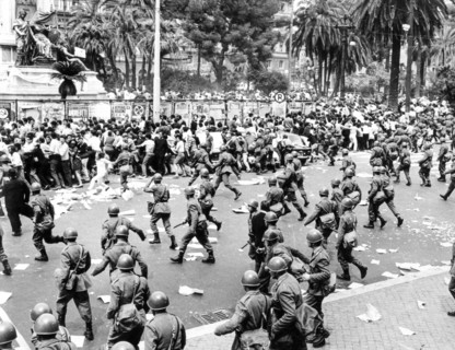 Stone-throwing clashes between students of opposing factions in front of the courthouse, Rome, 1966