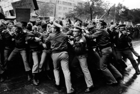 The yogurt revolution, anti-bureaucratic revolution, novi sad, 1988
