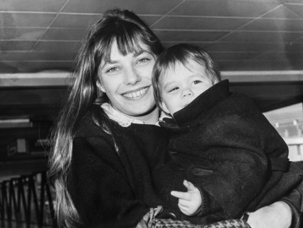 Jane birkin, charlotte gainsbourg, 1972