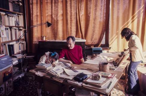 Luigi nono in his house, 1972