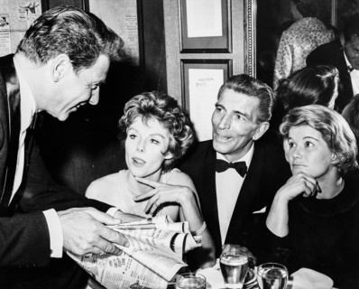 Jean pierre aumont, betsy von furstenberg, michael rennie, barbara bel geddes, new york 1961