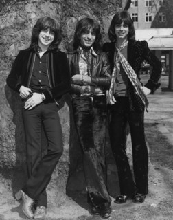 Arrows, 1974