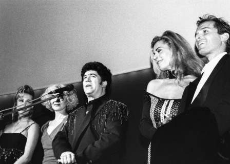 Cristina marcos, maria paredes, pedro almodovar, bibi anderson, miguel bose, cast High Heels, 1991