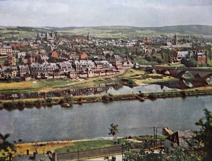 View of Trier from the left bank of the Moselle in 1910, Rhineland-Palatinate, Germany, photograph,