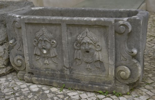 Fountain-tank.