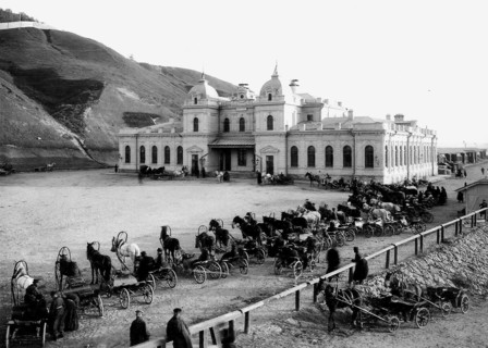 Square in front of Romodanovsky railway station circa 1900