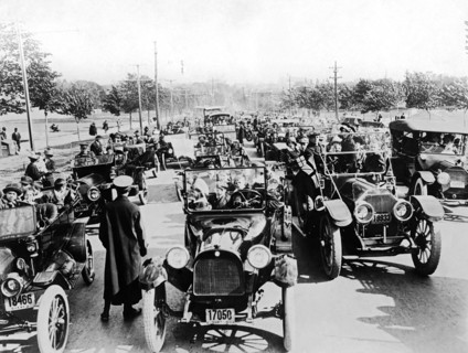 WWI Children In Cars