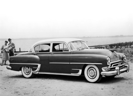 Chrysler New Yorker Deluxe