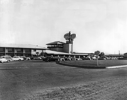 Wilbur Clark's Desert Inn