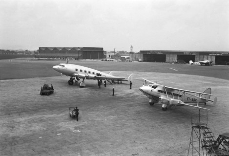 'Fortuna' at Croydon aerodrome.
