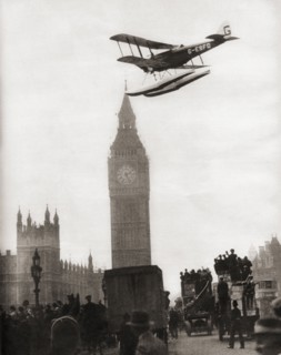 Alan Cobham coming in to land on the River Thames.