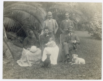 Group portrait in the Botanical Gardens, Calcutta