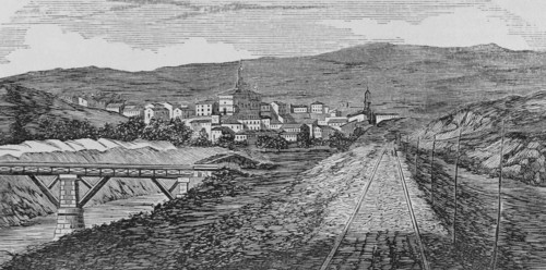 Spain, Aragon, Zaragoza province, Ateca. General view of the village. Jalon river and the railway