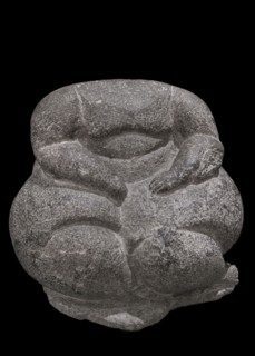Temple Period (3600 BC to 2500 BC). Malta. Headless seated statue depicting a woman with a
