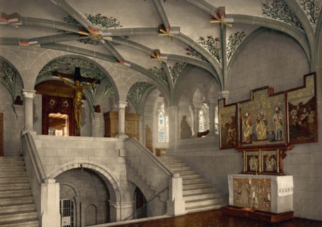 Staircase from the lower chapel to the cloister.
