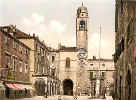 The Corpi di Guardi square in Ragusa.
