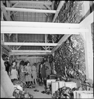 Duty-free storage of the Red Cross in Vernier, 1943.