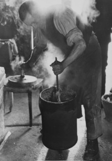 Oeli Ermatingen: heating up of vegetable oil seeds, 1942.