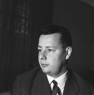 Rolf Schv?nenberger.