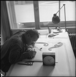 Max Bill, sculptor 1960.