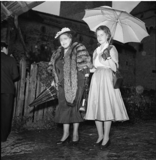Elder and young woman; names not known.