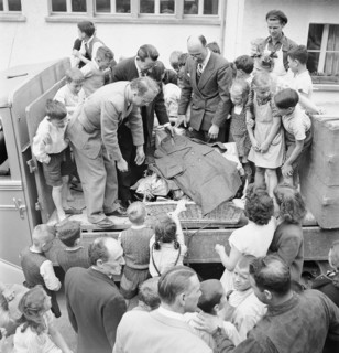 Donation fo clothes for Pestalozzi Children's Village 1949.