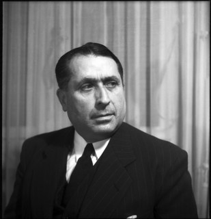 Pierre Barjot, admiral 1946.