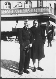 Charlie Chaplin with his brother Sydney in St. Moritz .